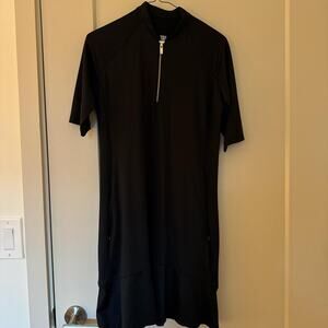 Golf dress with zipper detail